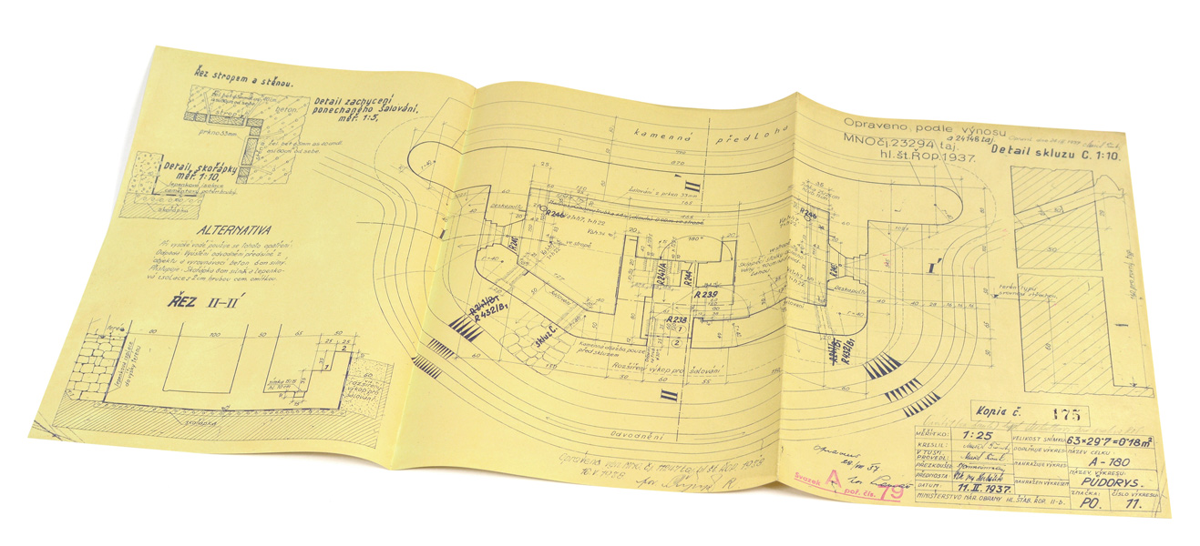Živá historie 12/2021 - Českoslovesnké opevnění