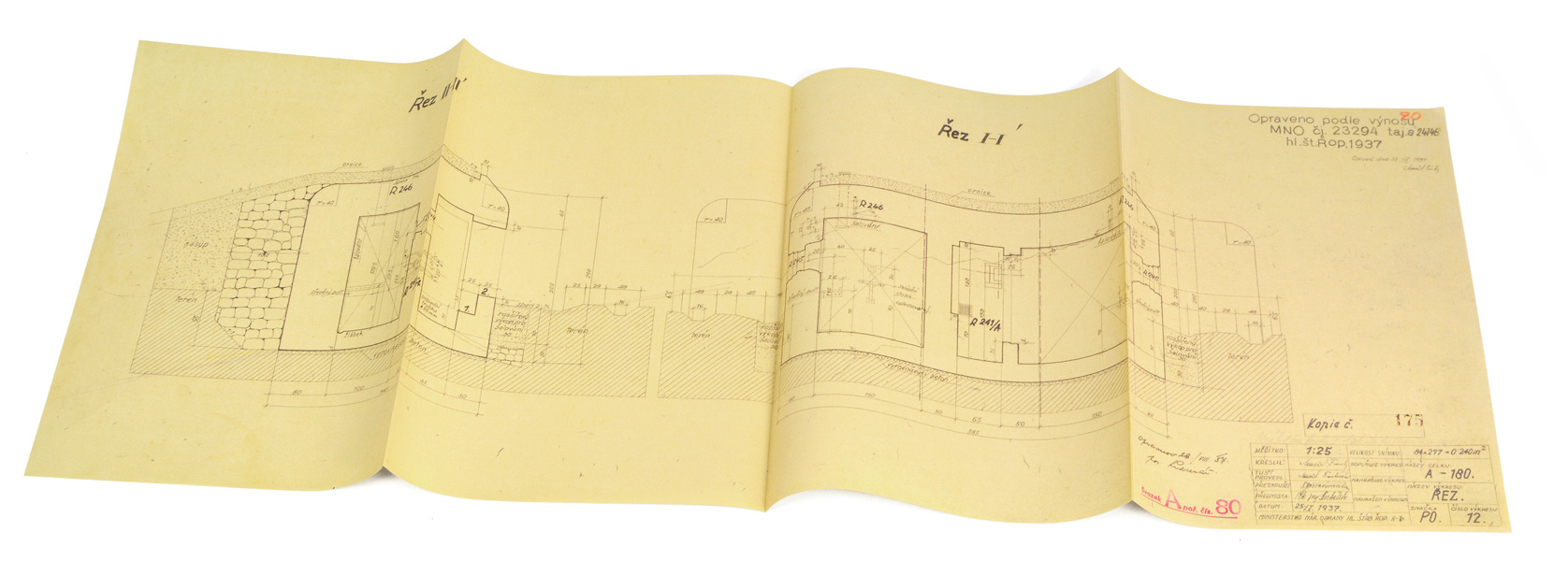 Živá historie 12/2021 - Českoslovesnké opevnění